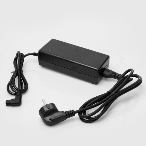 Charger for Ultimate Curve Amcargobikes